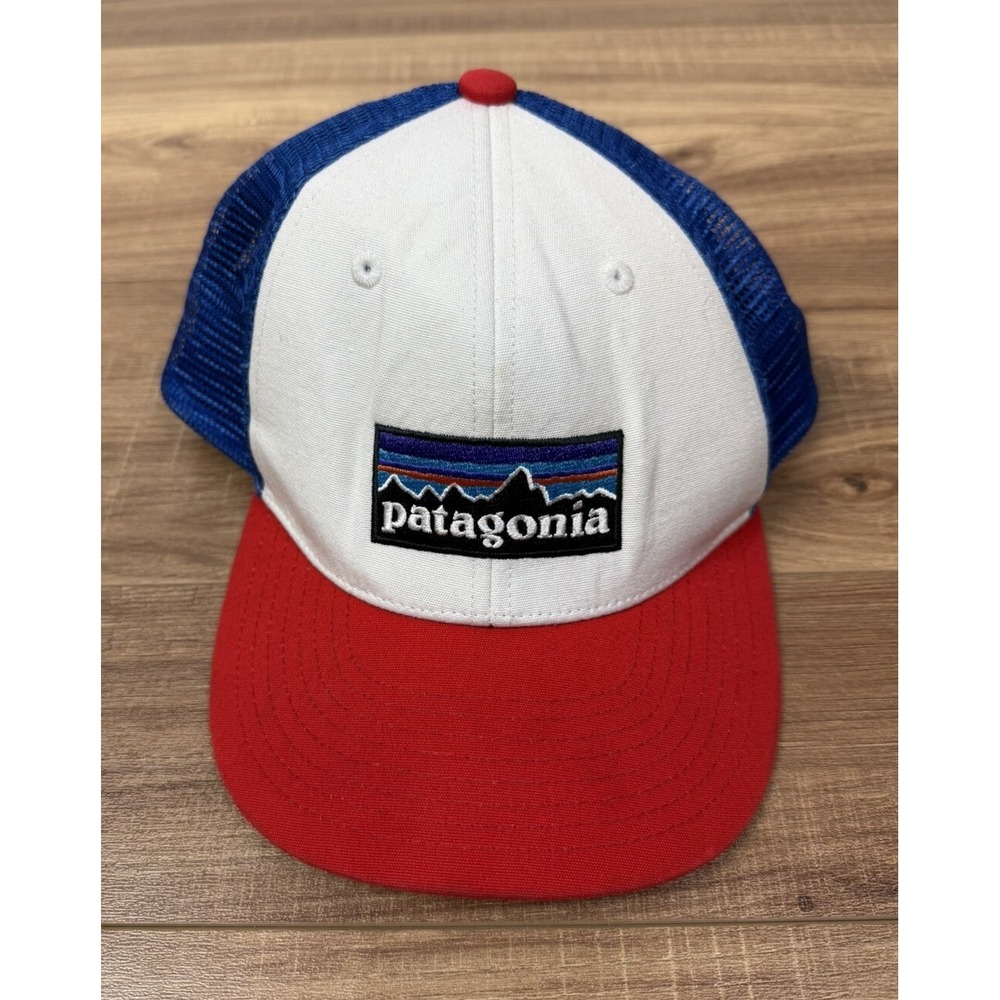 Patagonia Unisex Snapback Trucker Hat Red White‎ and Blue America USA Light Use